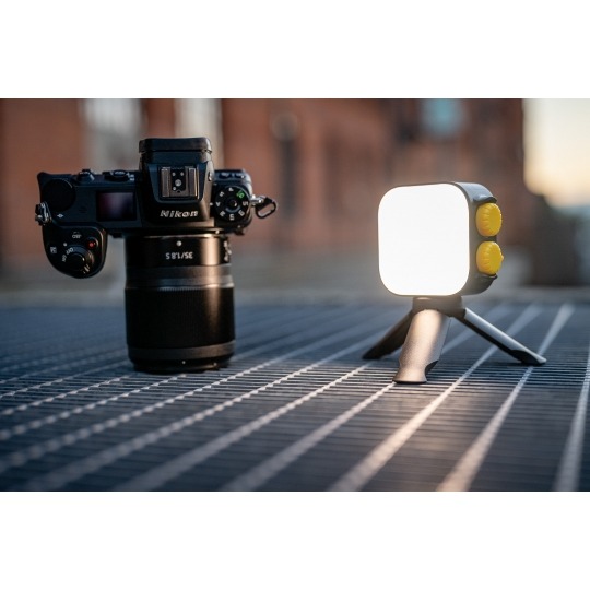 Newell kompaktowa lampa LED RGB Cutie Pie czarna